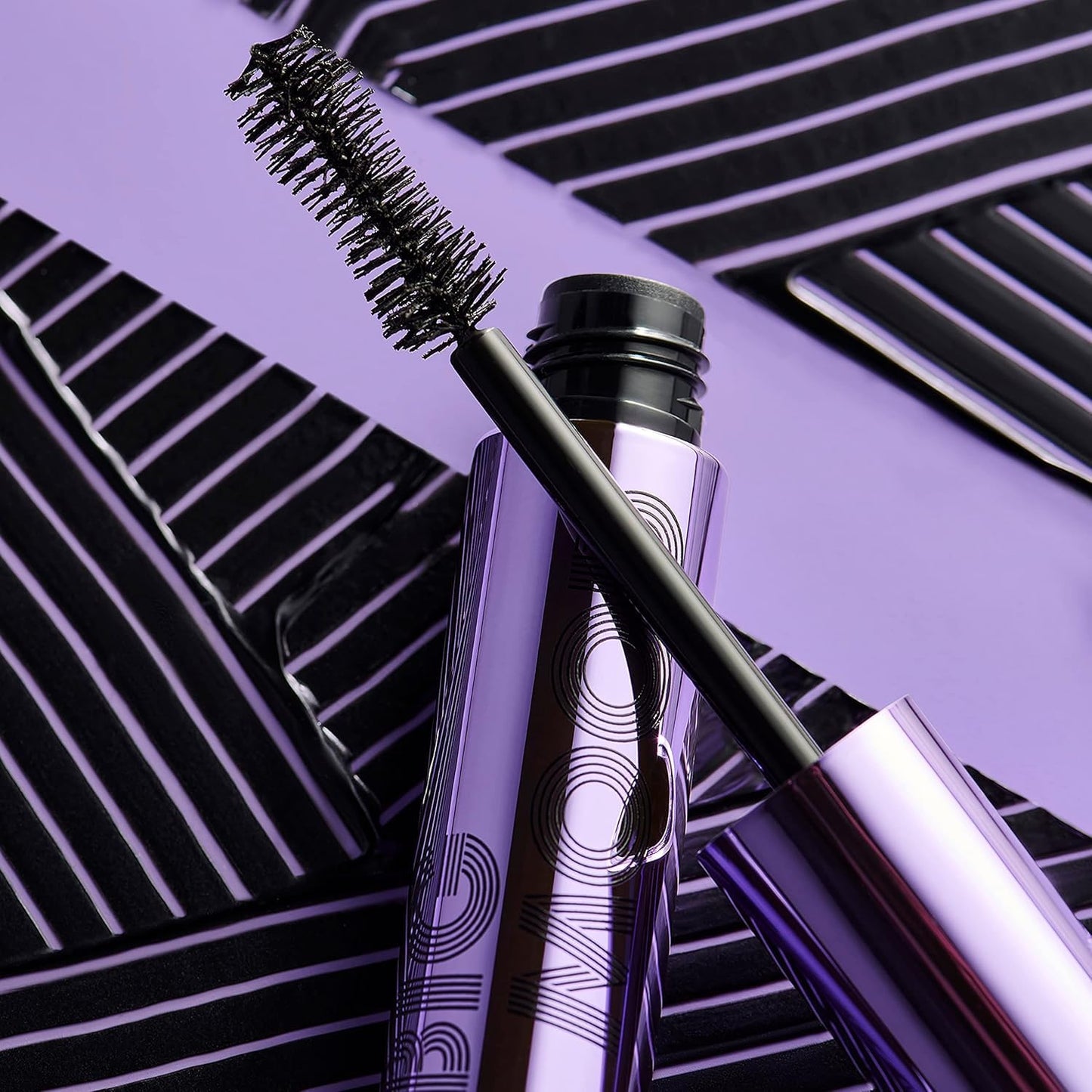 E.L.F. Big Mood Mascara Mini, Instantly Creates Long-Lasting, Bold & Lifted, Voluminous Lashes, Infused with Jojoba Wax, Black